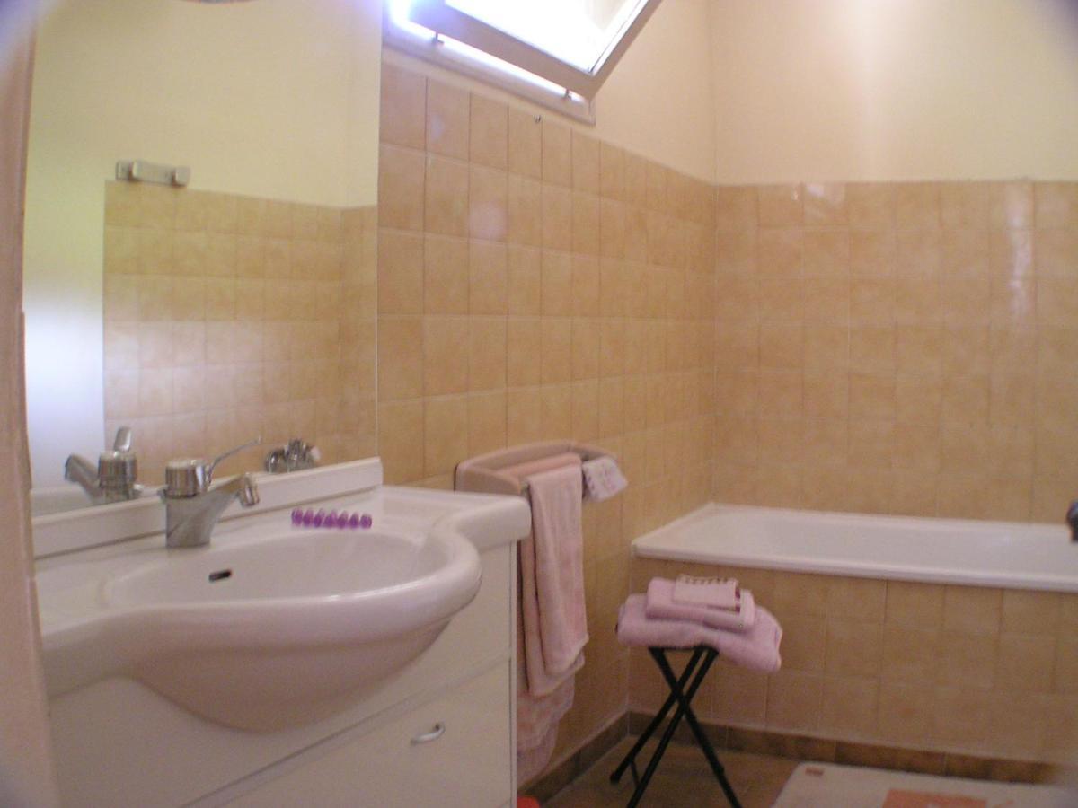 Les Mylanettes Bed & Breakfast Apt Dış mekan fotoğraf